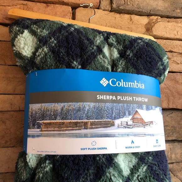 Columbia blue green plaid Sherpa Plush Throw - Picture 4 of 7